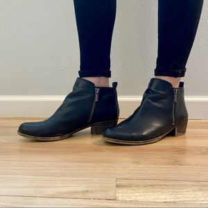 Lucky Brand Basal Booties (black leather)